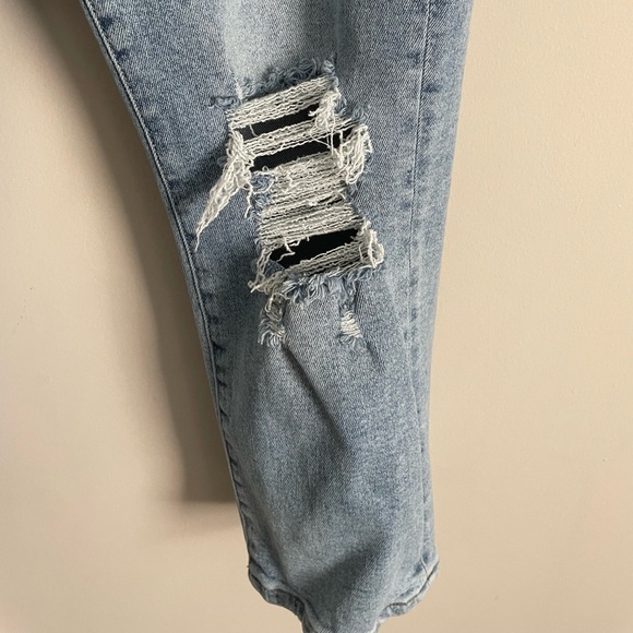 Dear John Denim Frankie Straight Leg Crop Super High Rise Distressed Jeans - Picture 4 of 9